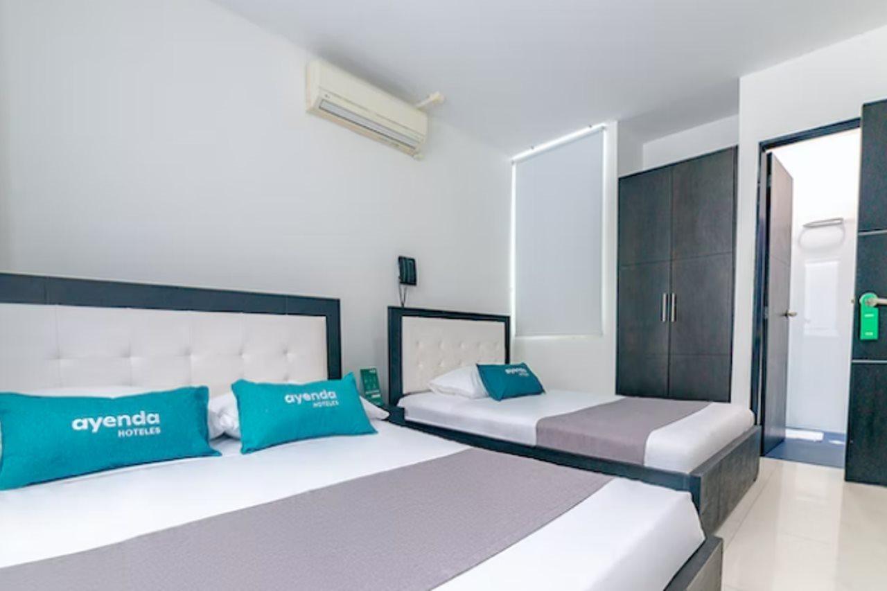 Hotel Royal Fenix โยปาล ภายนอก รูปภาพ