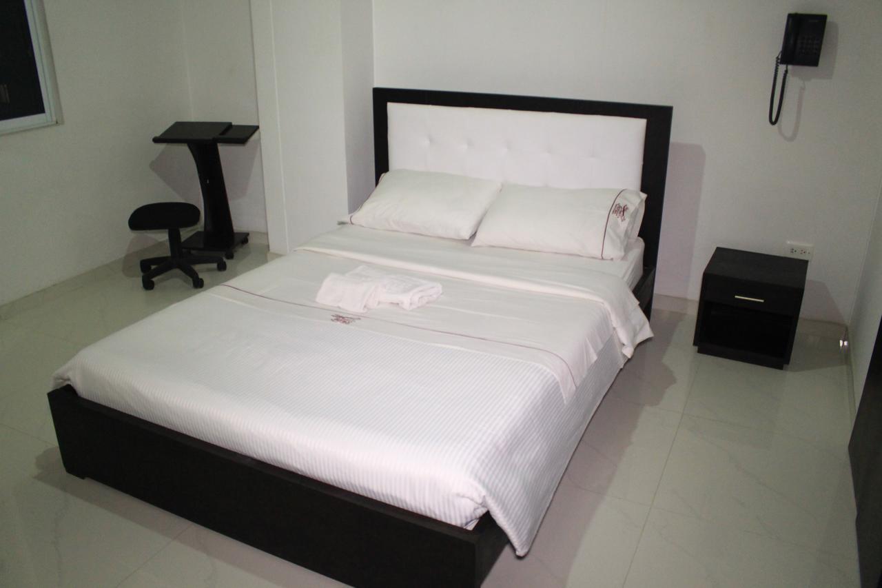 Hotel Royal Fenix โยปาล ภายนอก รูปภาพ